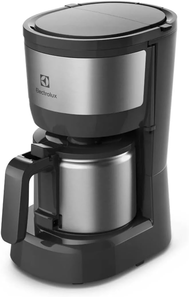 Cafeteira Elétrica Electrolux inox filtro permanente removivel corta pingos capacidade 600ml 15 xicaras função manter aquecido sistema ECM12 220v